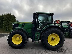 John Deere 6230R