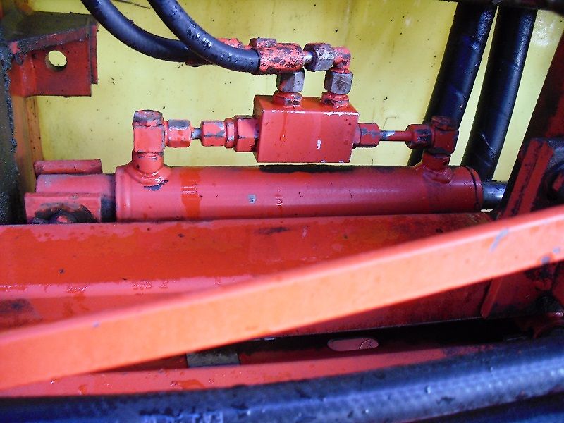 Rau Spritzgestänge 18m, Typ HPL 18---hydr. Klappung