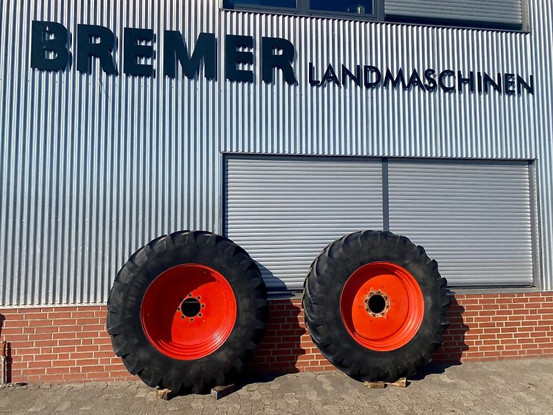 Claas 520/85 R 38, 20.8 R 38, Michelin, Claas, John Deere, IHC, Case-IH, 275 8-Loch Kock-Felge