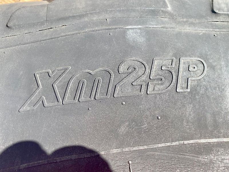 Claas 520/85 R 38, 20.8 R 38, Michelin, Claas, John Deere, IHC, Case-IH, 275 8-Loch Kock-Felge