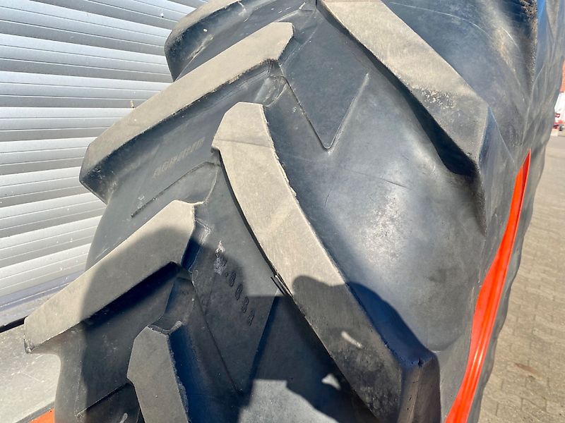 Claas 520/85 R 38, 20.8 R 38, Michelin, Claas, John Deere, IHC, Case-IH, 275 8-Loch Kock-Felge