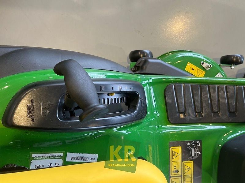 John Deere X167R #692919