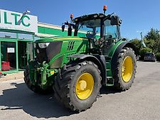 John Deere 6210R