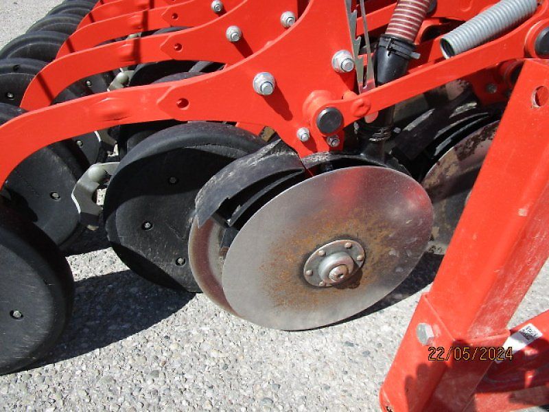 Kuhn Venta 3030-24