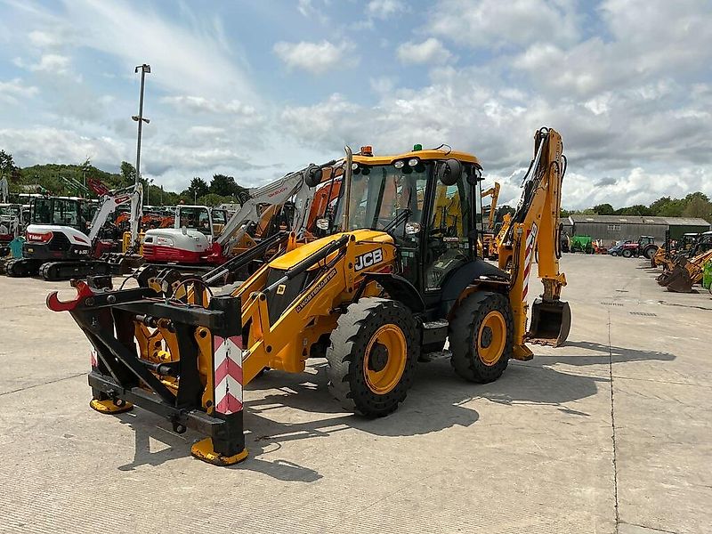 JCB 5CX Waste Master Wheeled Digger (ST23511)