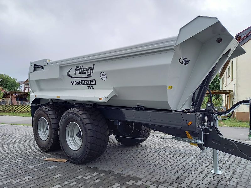 Fliegl Stone Master 252 Erdmulde Steinmulde