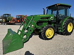 John Deere 5075E