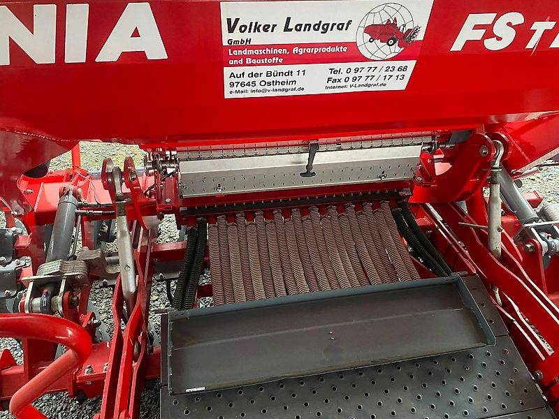 Unia FS 1500/3 Drive Drillmaschine mit Kurzscheibenegge