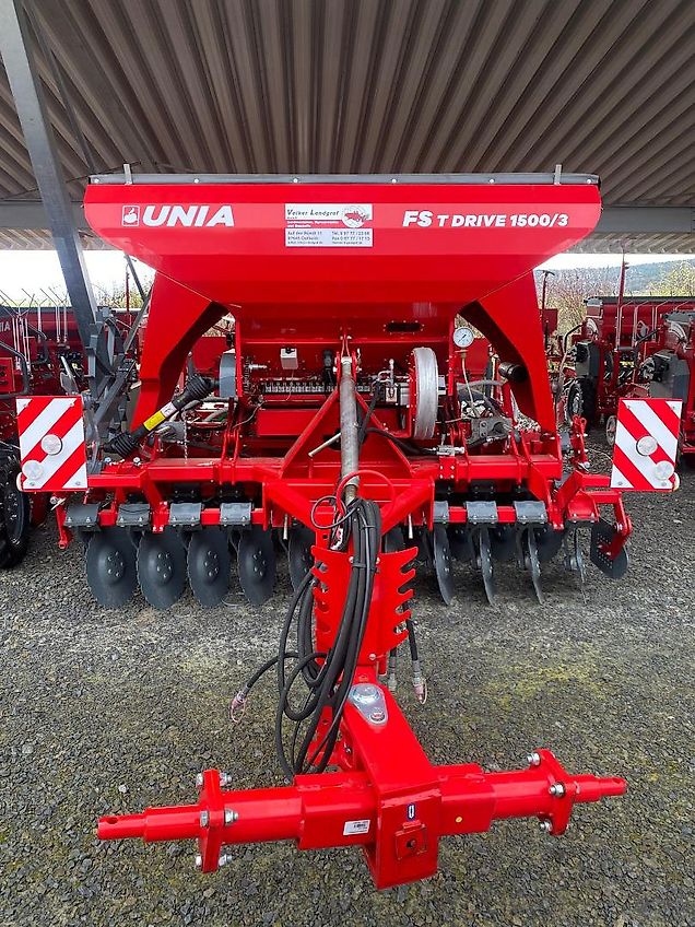 Unia FS 1500/3 Drive Drillmaschine mit Kurzscheibenegge