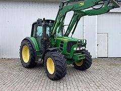 John Deere 6230
