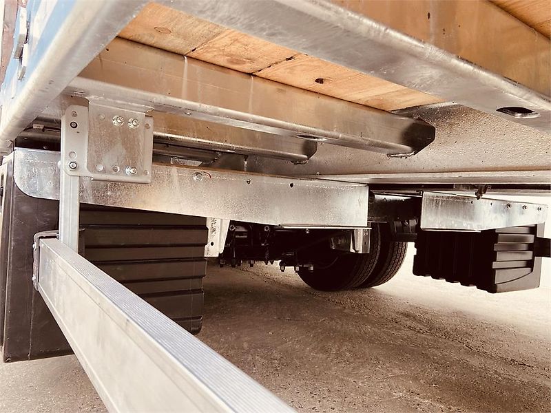 Möslein TT 31 F 31 t GG Tridem- Tieflader 3 Achs, gelenkt