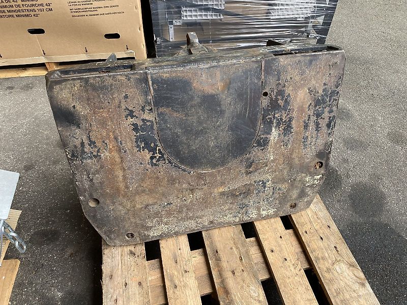 John Deere Kommunalplatte zu Zuidberg Fronthydraulik Kat II