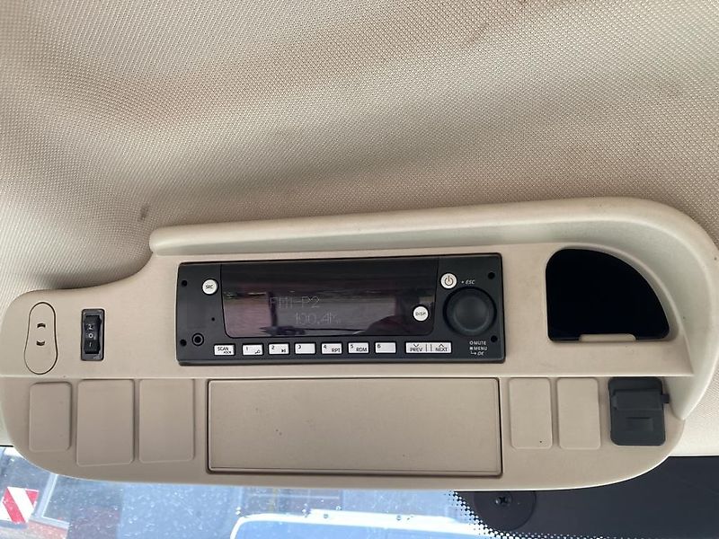 John Deere 6R195 TRAKTOR