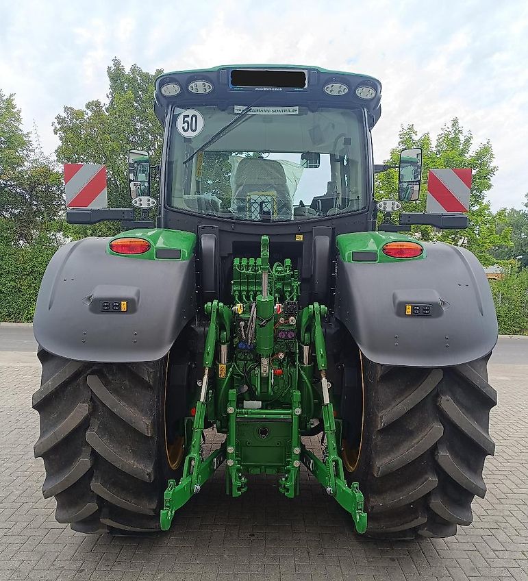 John Deere 6R 250