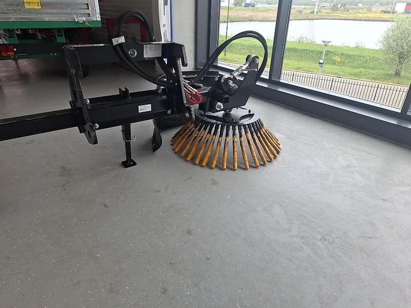 Giant onkruidborstel