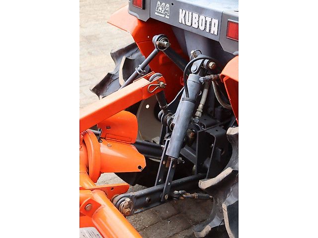 Kubota A-15