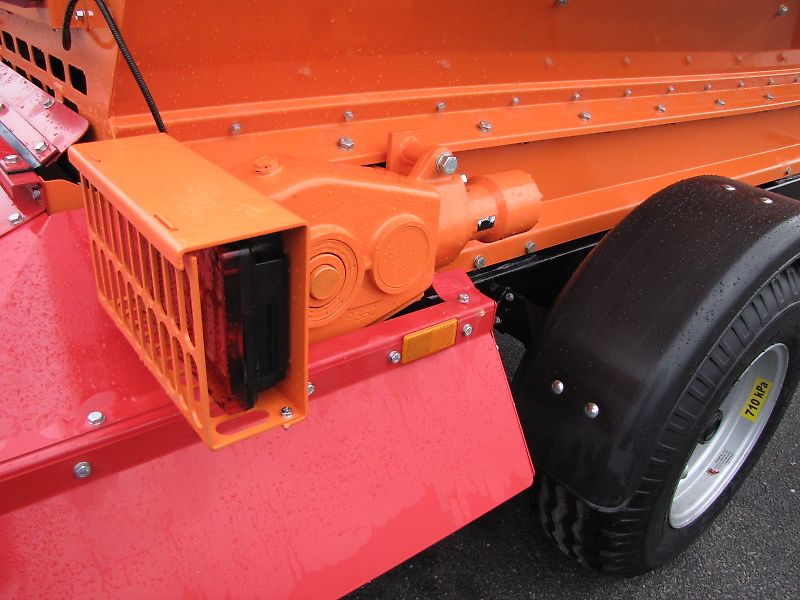 Pronar Salz- Sandstreuer T 130, ca. 2 m², NEU