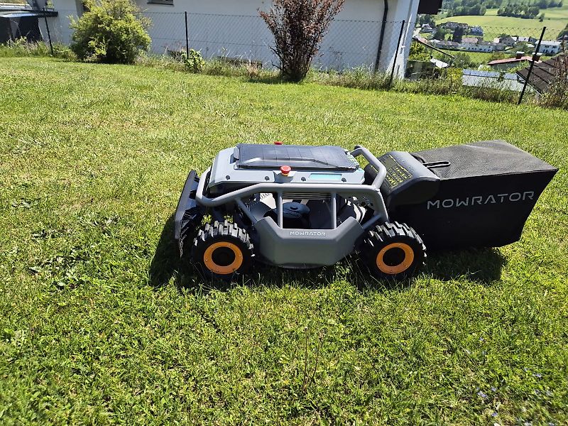 MOWRATOR S1 Mähroboter Böschungsmäher Hangmäher