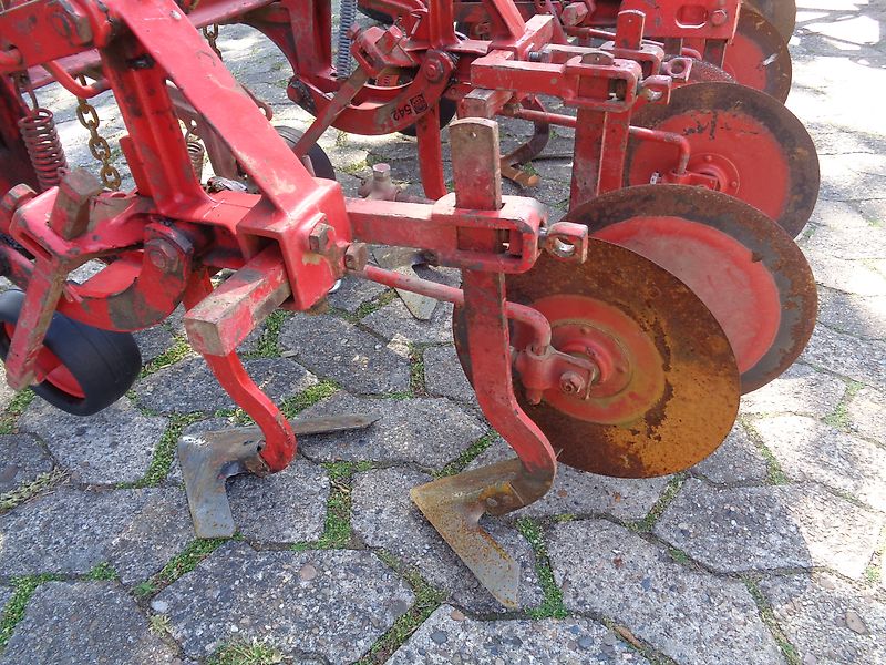 Rau 12 reihig Fronthacke hydraulischer Klapprahmen mit Gänsefußscharen & Hohlscheiben zur Kulturschonung