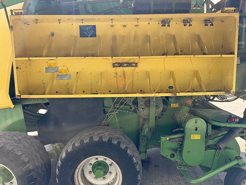 Krone Big Pack 12130 Square Baler