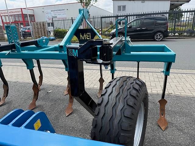 BM Maschinenbau Front Grubber 2 BALKIG mit Doppelherzscharen und großen Rädern