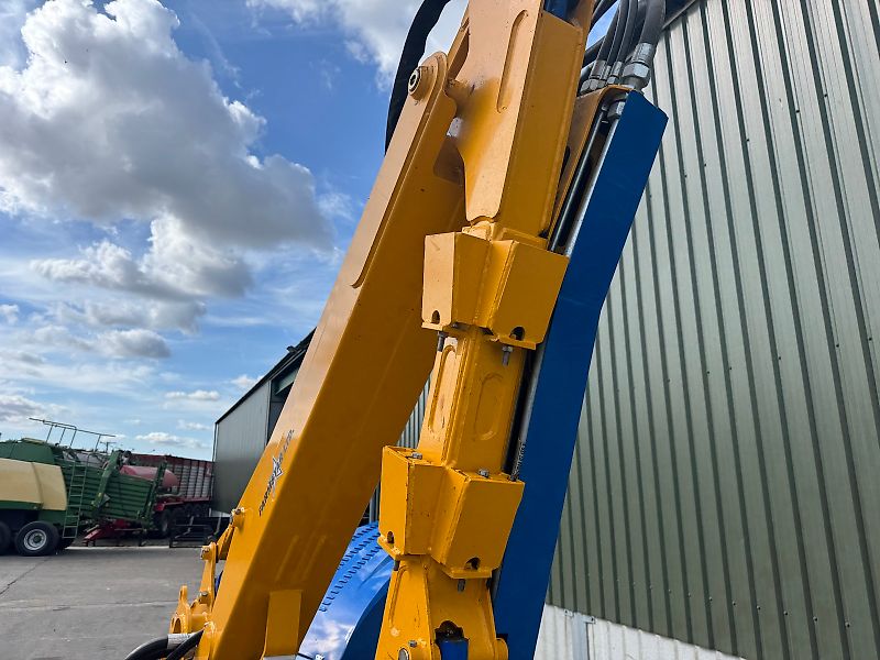 Bomford Hawk Evo 6.5 Hedge Cutter