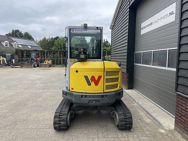 Neuson EZ36 minigraver / centrale smering