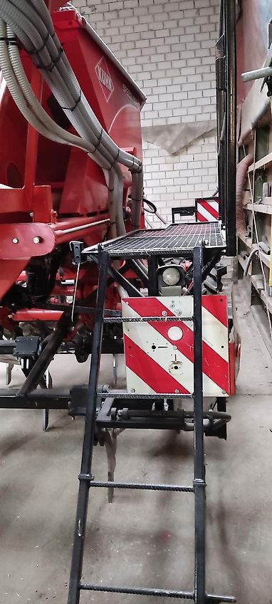 Kuhn Speedliner // Claydon Hybrid