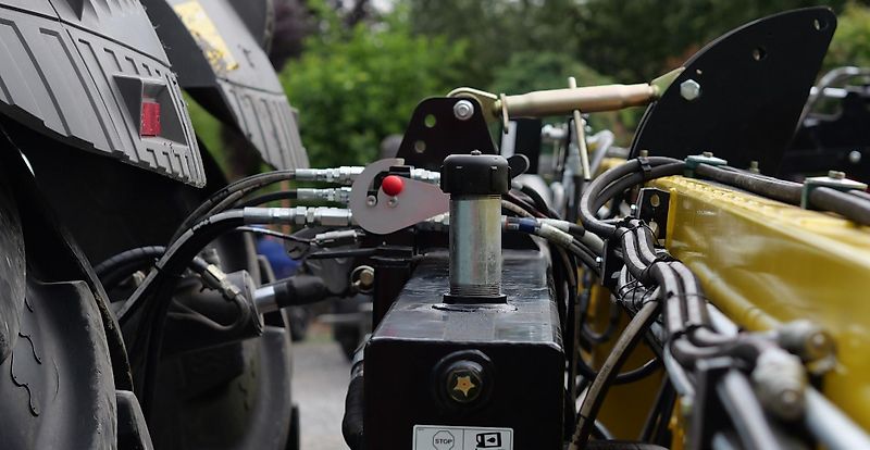 Honey Bee ST 30 - BANDSCHWADMÄHWERK