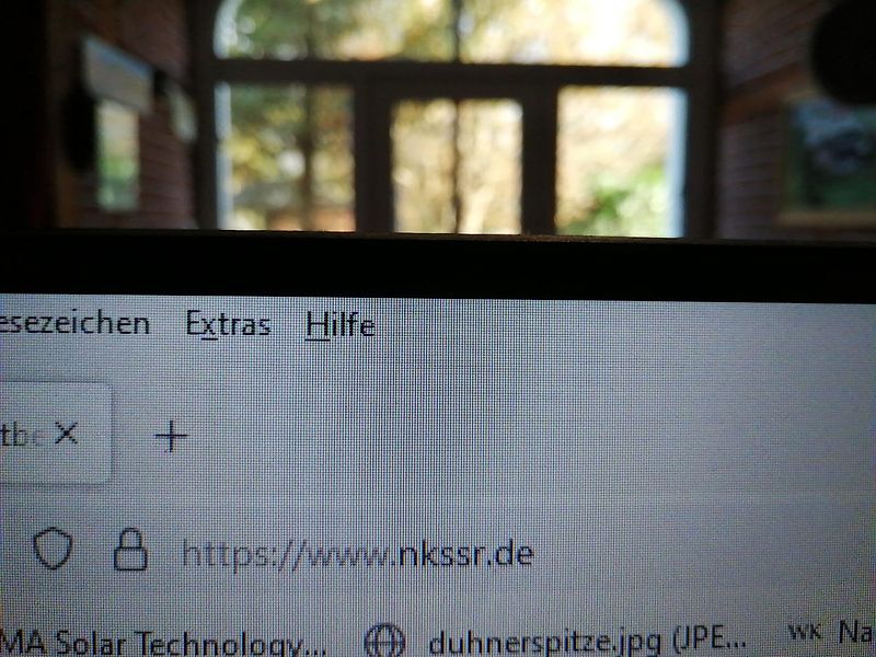 Kuhn Kuhn AERO 2024 Pneumatikstreuer Rauch Aero 2224 Pneumatikstreuer 24m Arbeitsbreite Quantron L Bedienterminal 16 Auslässe Abstand 150cm 4 Fach Teilbreitenschaltung gestängrklappung Hydraulisch