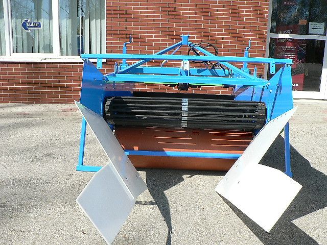 KRUKOWIAK Z -653 ; ; Arbeitsbreiten:1200mm; 1350mm; 1400mm; 1500mm; 1650mm ;1800mm; 2050mm; Verschiedene Aufnahmen! Vierkantrodewelle