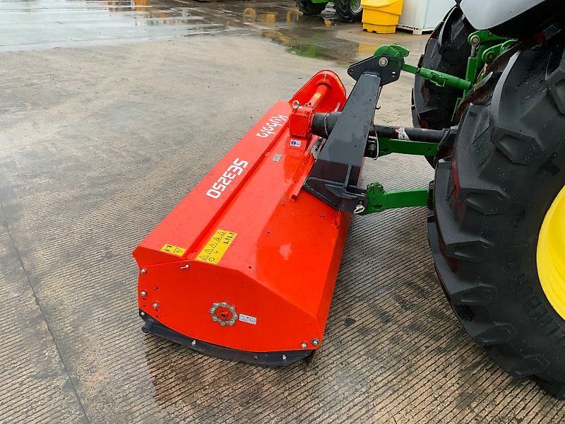 Kubota SE3250 Offset Flail Topper (ST25045)
