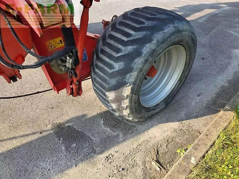 Kuhn merge maxx 950