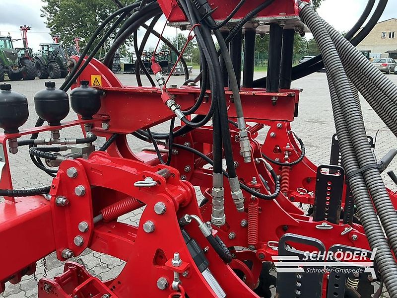 Kverneland KULTISTRIP + APV PS200 M1D | STRIP TILL