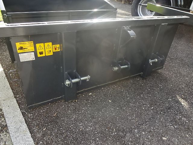 Heckkontainer- Kippmulde in verschiedenen Breiten möglich - 1 Meter  - 1,2 Meter - 1,4 M - 1,6 M - 1,8 M - 2 Meter Dreipunktanbau 1M - 1,2 M - 1,4 M - 1,6 M - 1,8 M - 2 Meter- Heckkontainer - Dreipunktanbau - Auskippbar