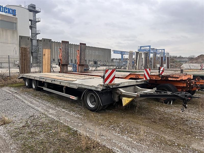 Möslein TO 3 F Schwebheim 3 Achs Tiefladeranhänger 9 m La