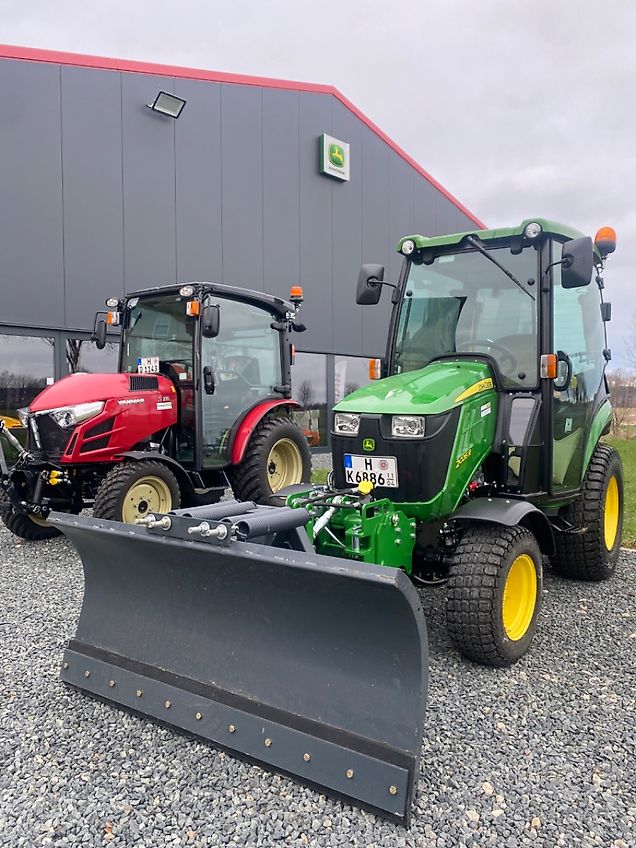 John Deere 2026 R lieferbar