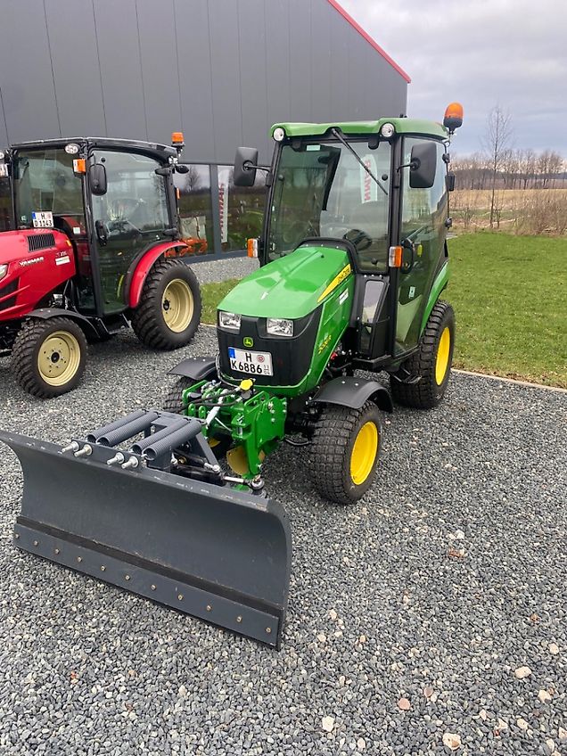 John Deere 2026 R lieferbar