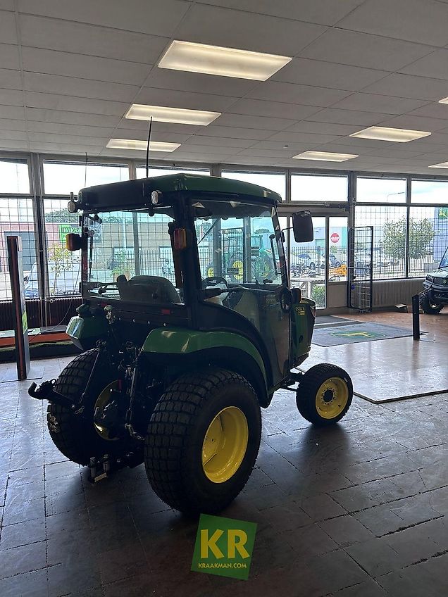 John Deere 2032R #696233