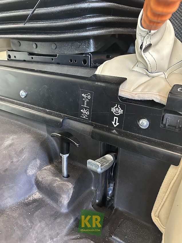 John Deere 2032R #696233