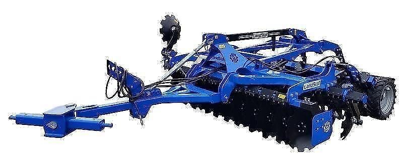 Landstal Kurzscheiben-Egge ATS mit Hitch für Drillmaschine 3m und Fahrwerk