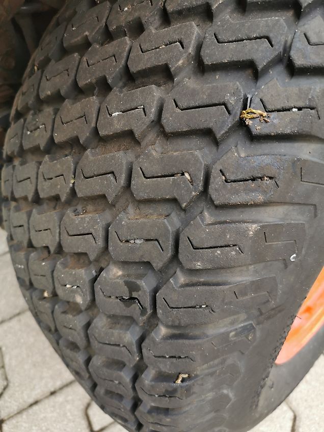 Kubota BX 2350 Allrad Hydrostat 20Stk ab €9.500.— netto Bstd 200- 1.250h