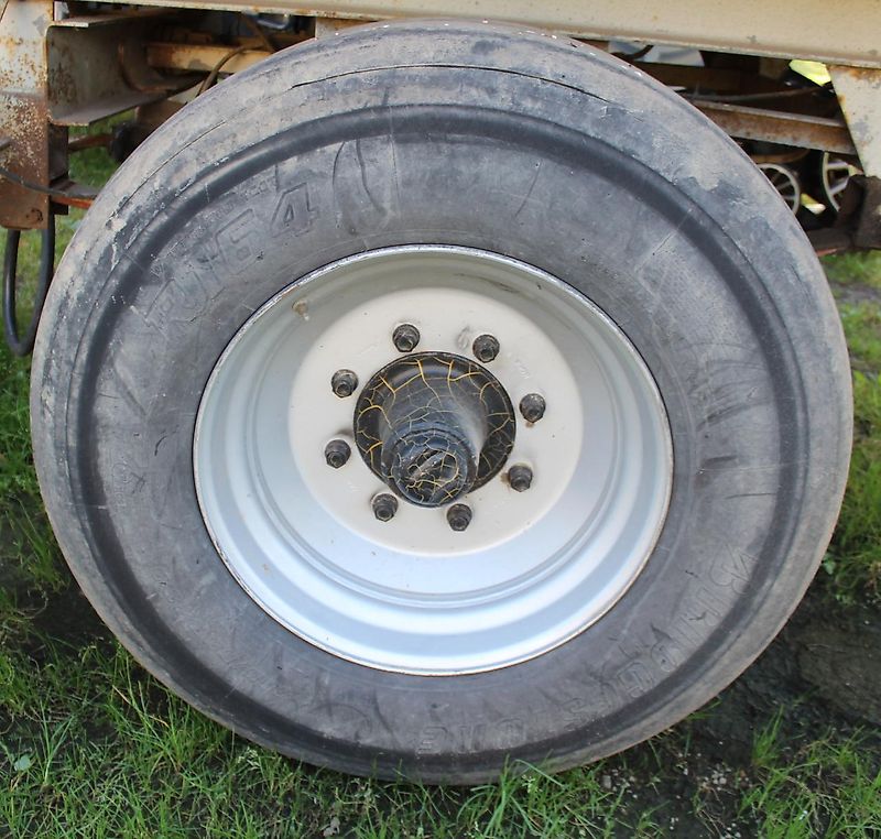 Fortschritt HW 80 mit Aufbau