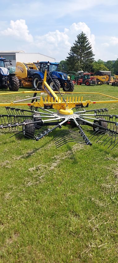 New Holland Schwader / Seitenschwader PROROTOR 450 #New Holland