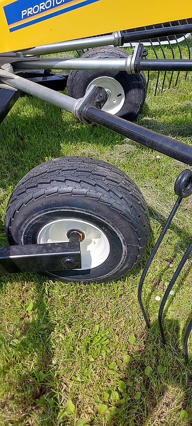 New Holland Schwader / Seitenschwader PROROTOR 450 #New Holland