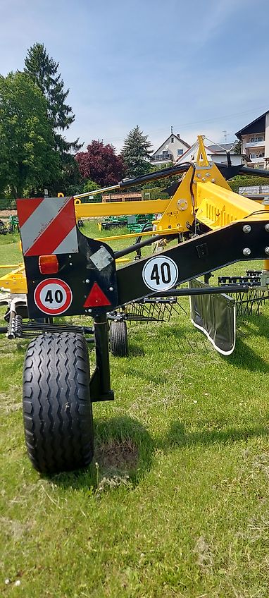 New Holland Schwader / Zweikreiselschwader PROROTOR C760 #NewHolland