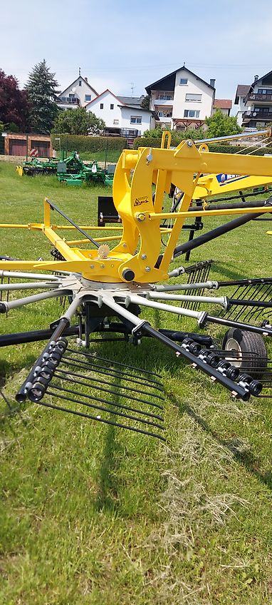 New Holland Schwader / Zweikreiselschwader PROROTOR C760 #NewHolland