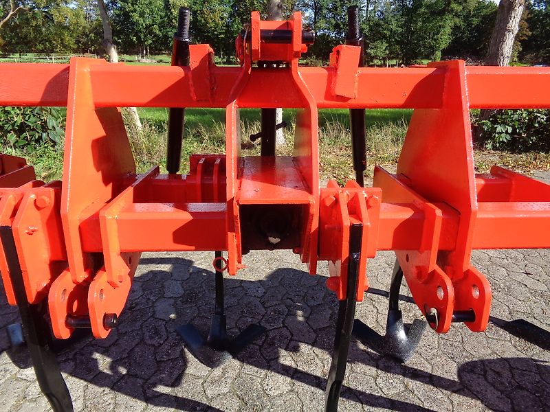 Horsch Howard-Kongskilde 3m Frontgrubber Heckgrubber mit 500mm Stützräder Kein Horsch Amazone Lemken Maschio Rabe Becker Durchtiebsgrubber Vorbaugrubber in Neulackierung