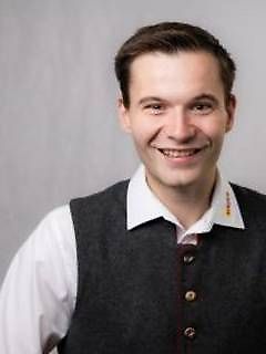 Persona de contacto Sr. Ludwig Öller