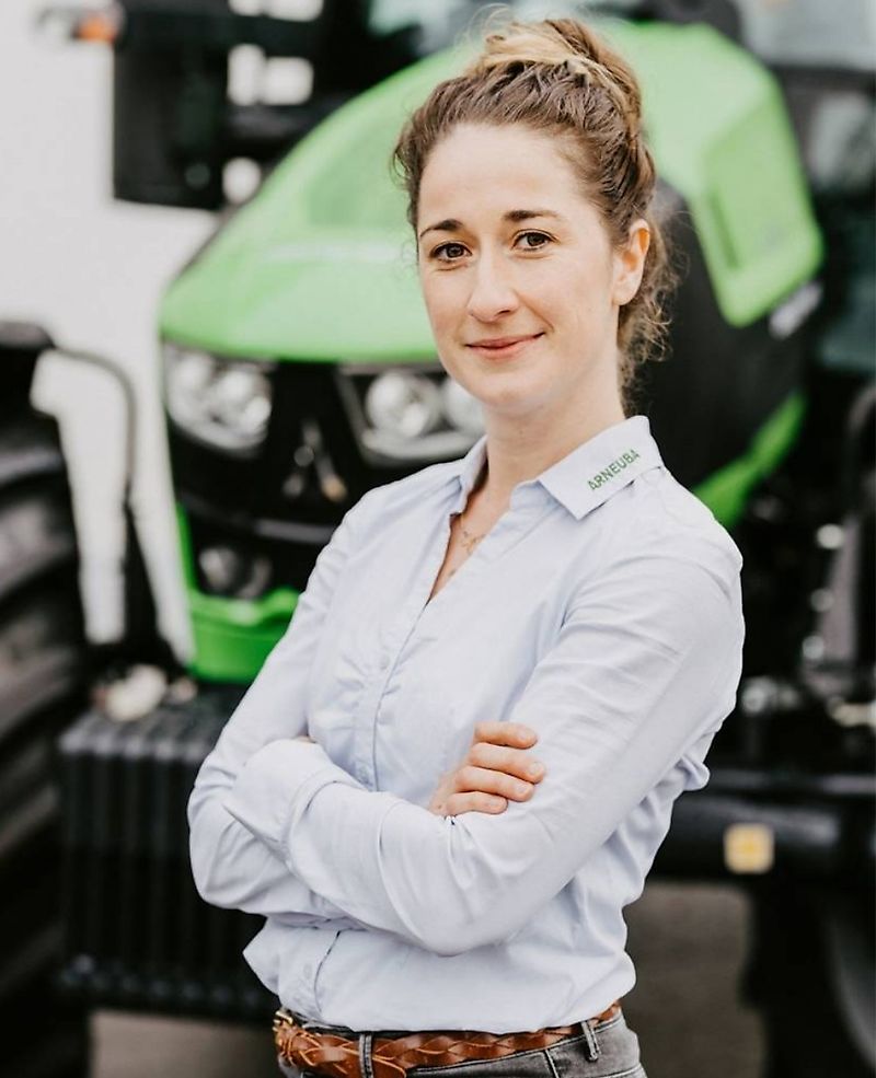 Persona de contacto Sra. Anika Bach